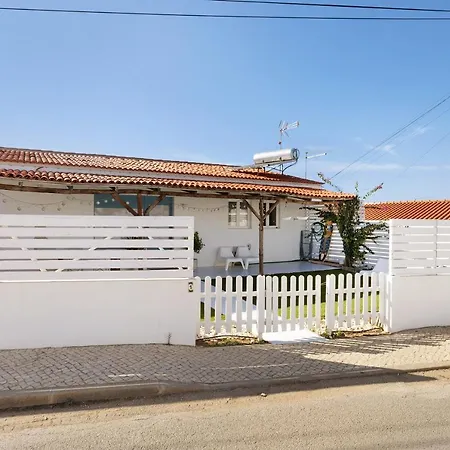 A Casa Dos Amigos Holiday home